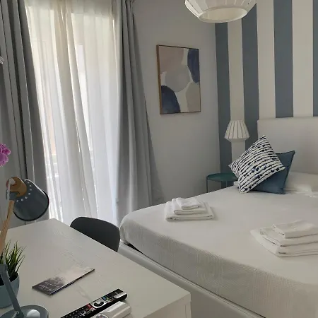 L'ancora Oda ve Kahvaltı 4*