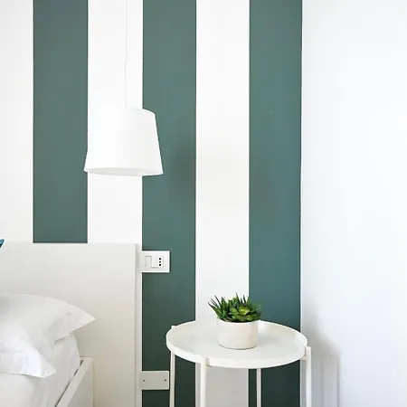 L'ancora Oda ve Kahvaltı Milazzo